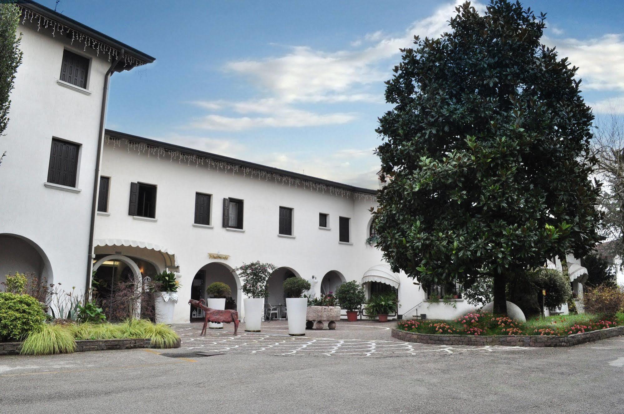 Hotel Prata Verde Prata Di Pordenone Екстер'єр фото